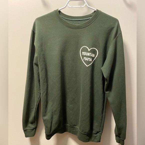 My next broken heart “Mountain Mama “crewneck. - Picture 1 of 4